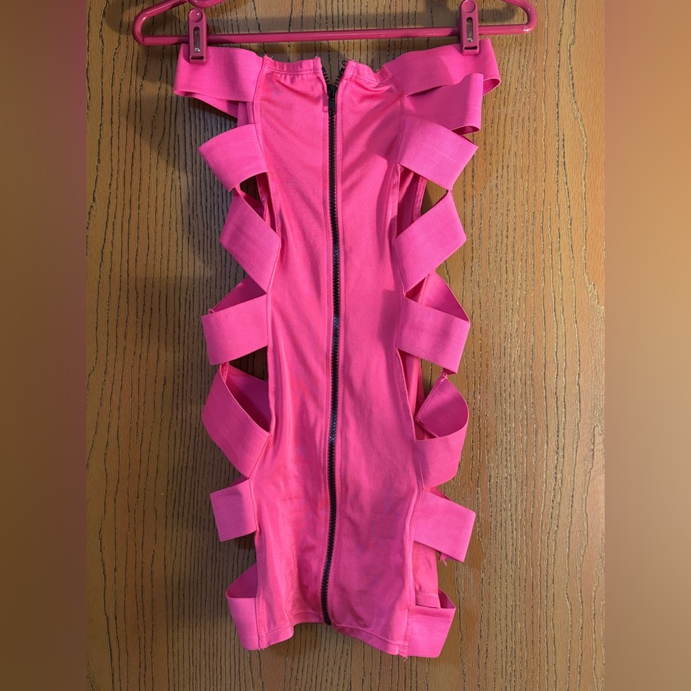 Dreamgirl Fuchsia Dress with Cutout and Zipper